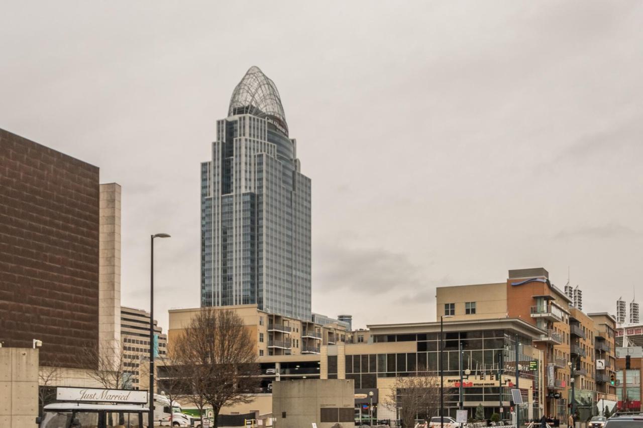 Frontdesk I Sycamore Place Apts Downtown سينسيناتي المظهر الخارجي الصورة